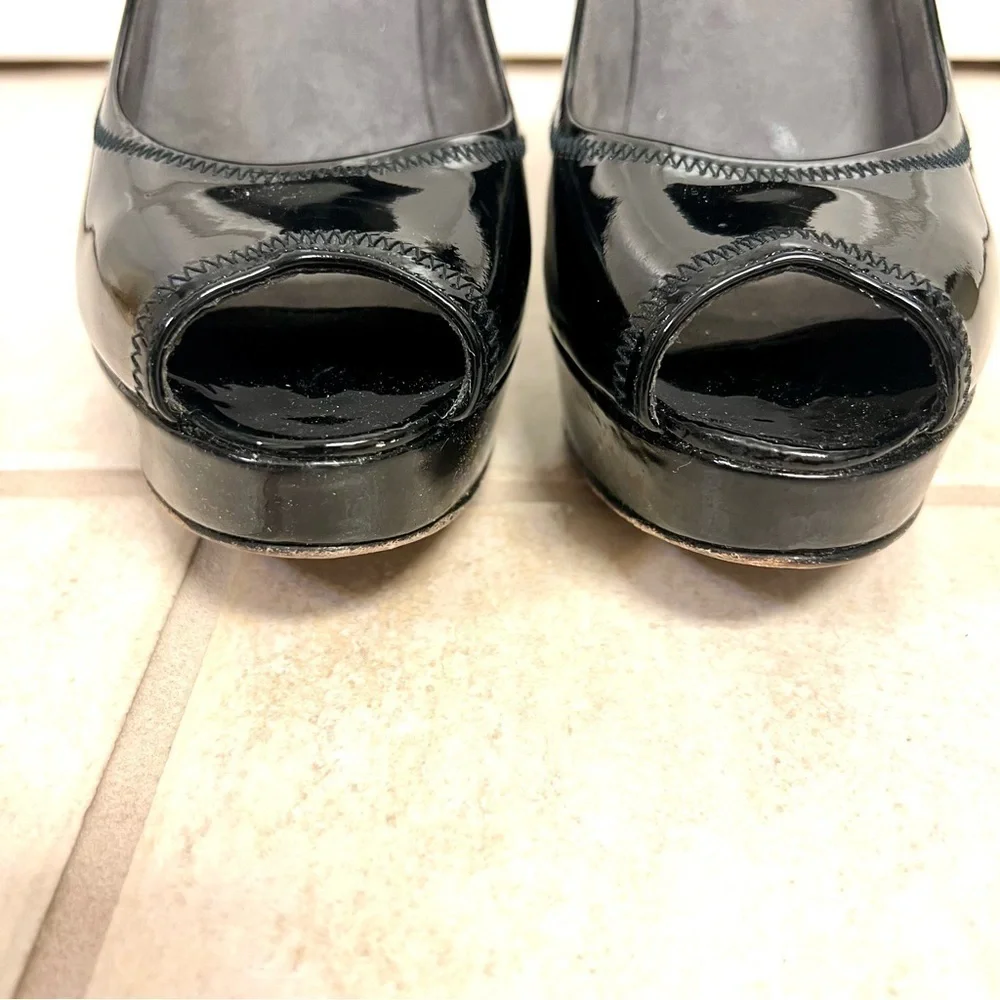 Stuart Weitzman Patent Leather Peep Toe Heels Women's Black Size 7M platform